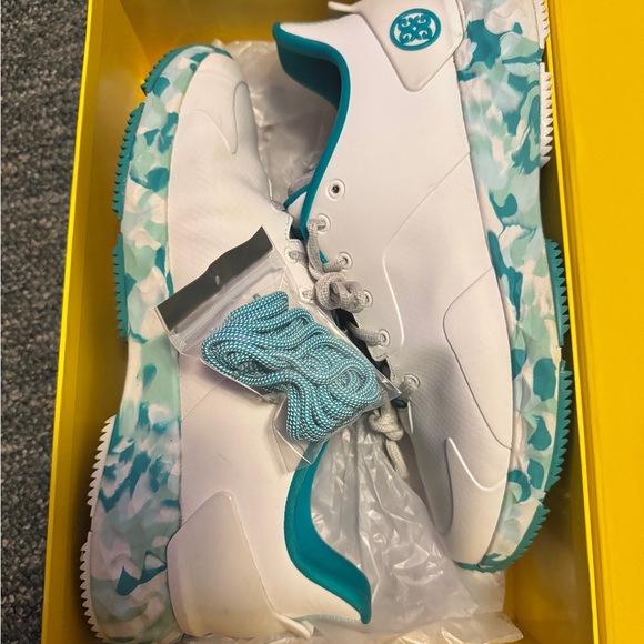 G/FORE mg4+ golf shoes men size 10.5 - Picture 1 of 2